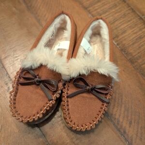 Crewcuts Brown Kids Slippers with Faux Fur